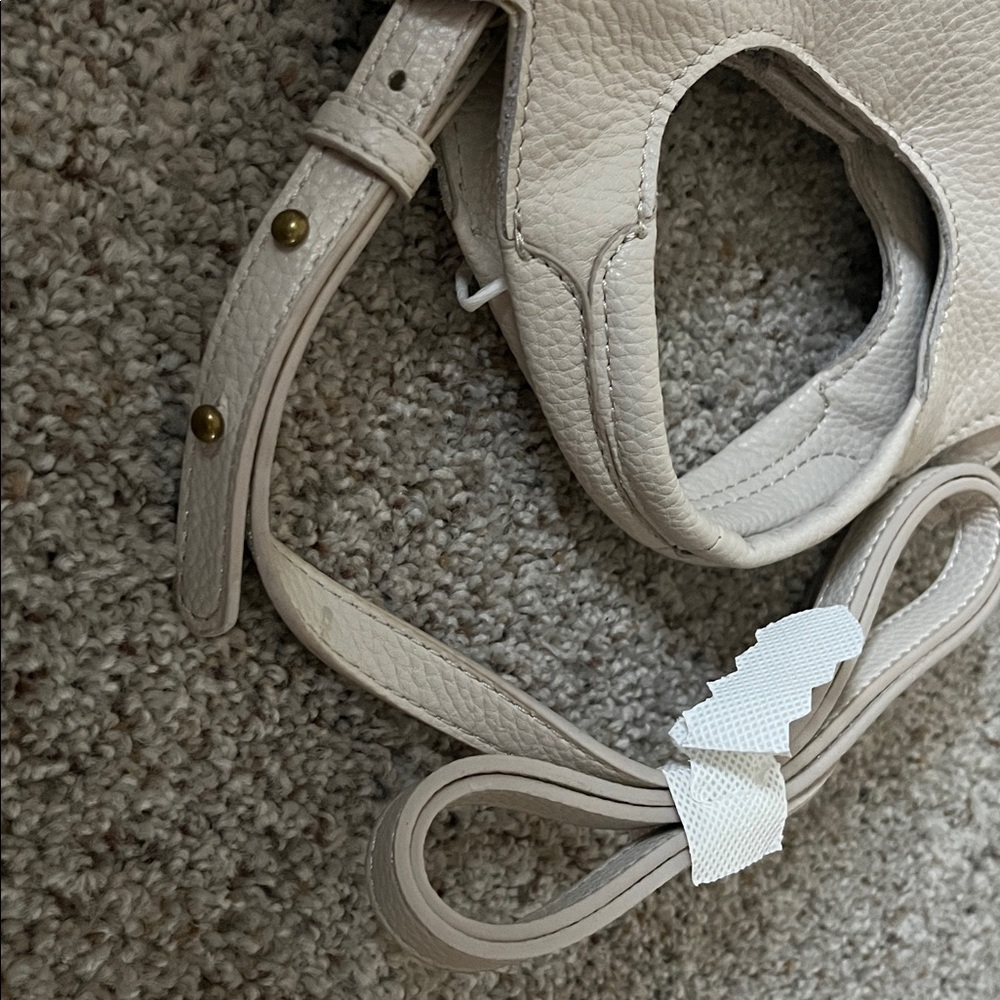 The SAK-Rylan Mini Crossbody, Brand New in Stone Leather! - Picture 3 of 6